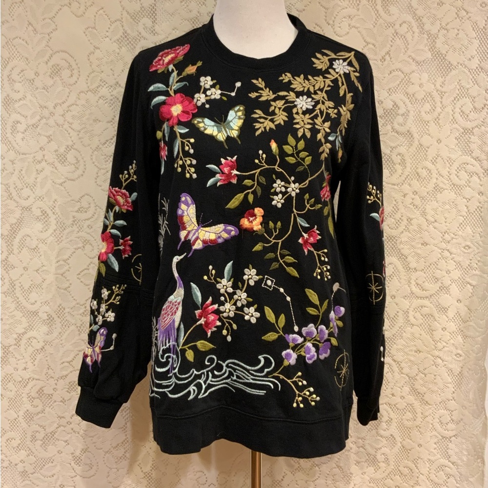 Johnny Was Osaka Side Slit Embroidered Sweatshirt Black, Size Small